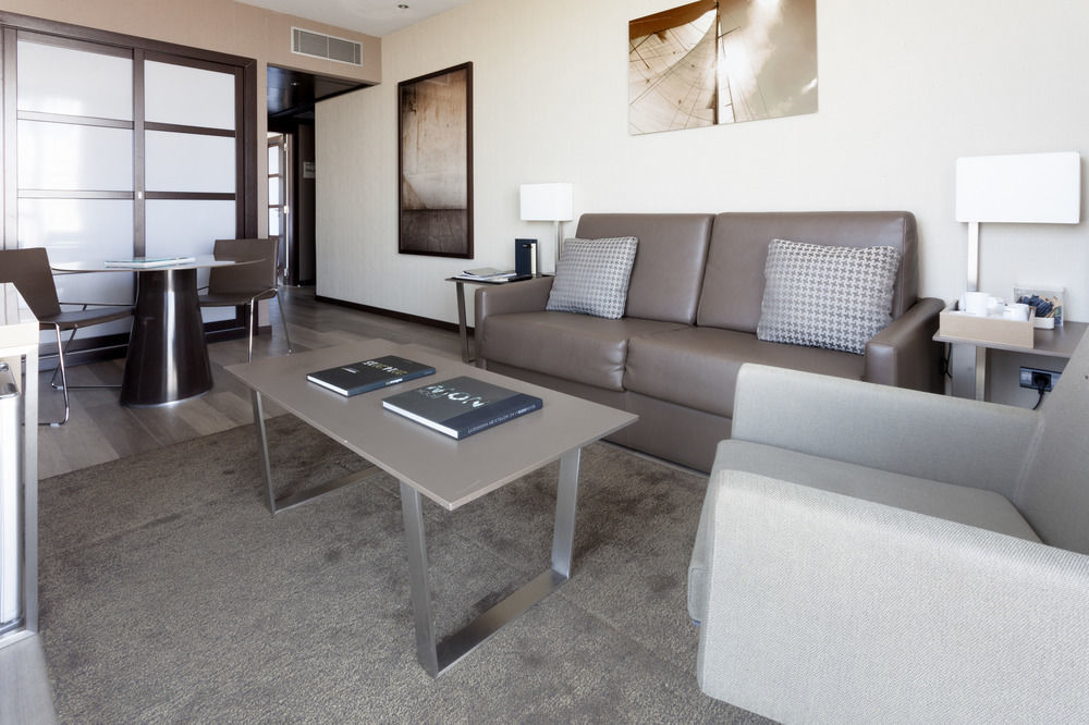 Ac Hotel Ciutat De Palma By Marriott Εξωτερικό φωτογραφία